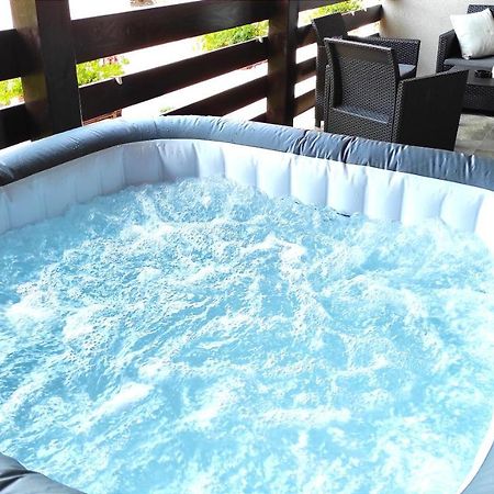 Deluxe Apartment With Jacuzzi - Patar Rakovica Exterior photo